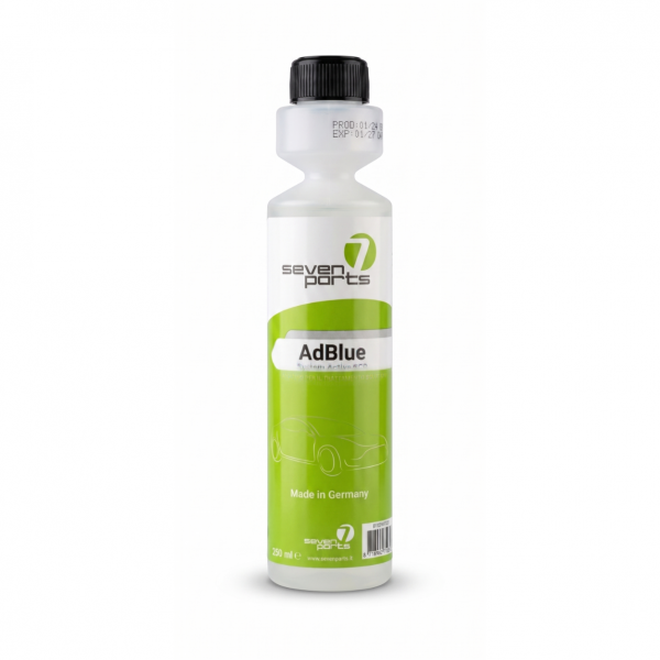 Seven Parts aditivo anticristalización AdBlue 250 ml botella producto fondo blanco sistema SCR protección urea