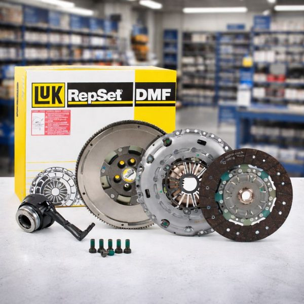Kit de embrague LuK RepSet DMF 600001600 con volante bimasa, disco y plato de presión en tienda de recambios profesional